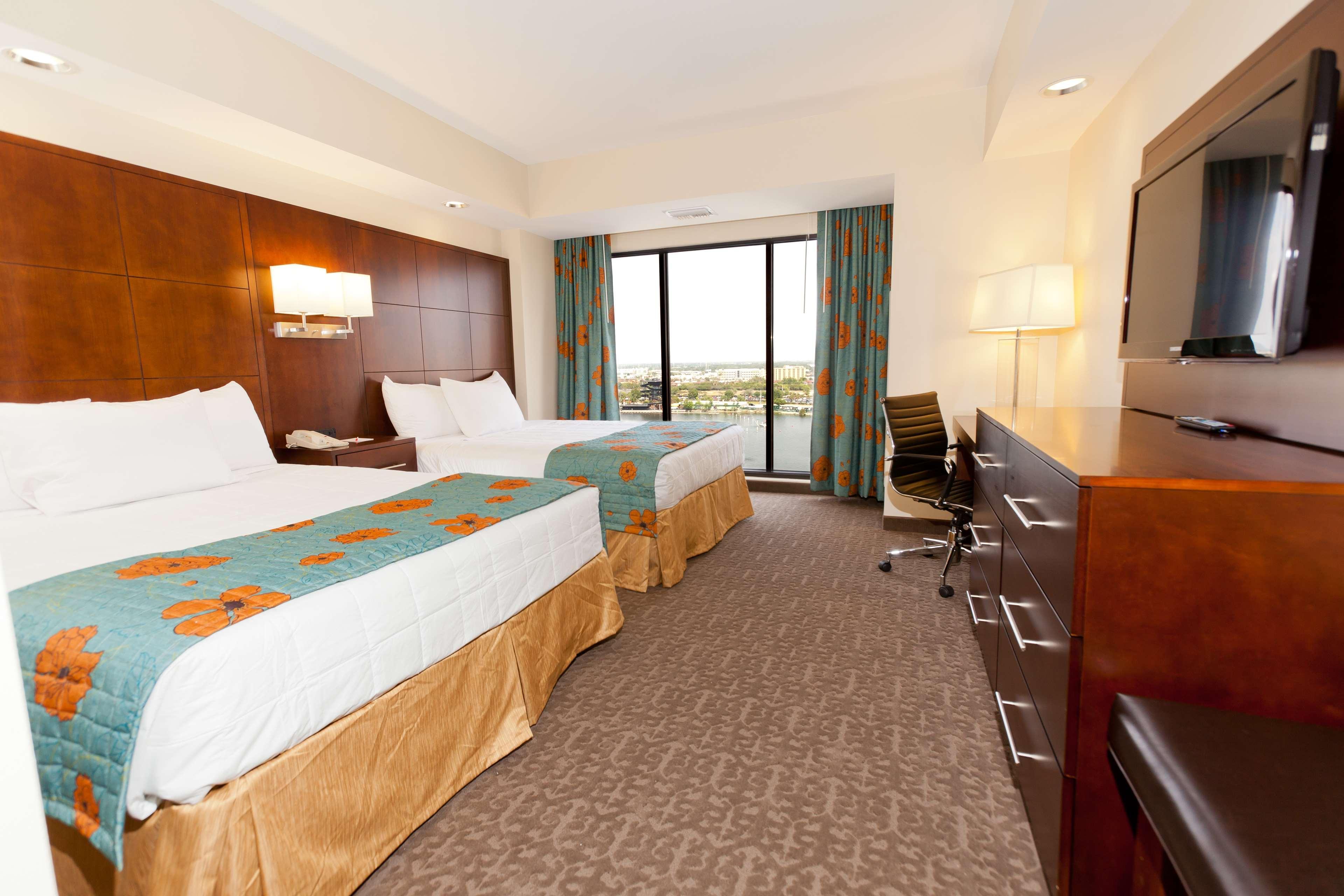 奥兰多国际大道温德姆华美达广场套房酒店 客房 照片